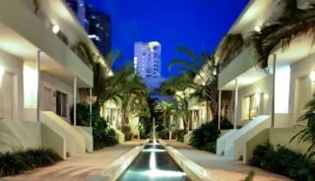 Dorchester Miami Beach Hotel & Suites