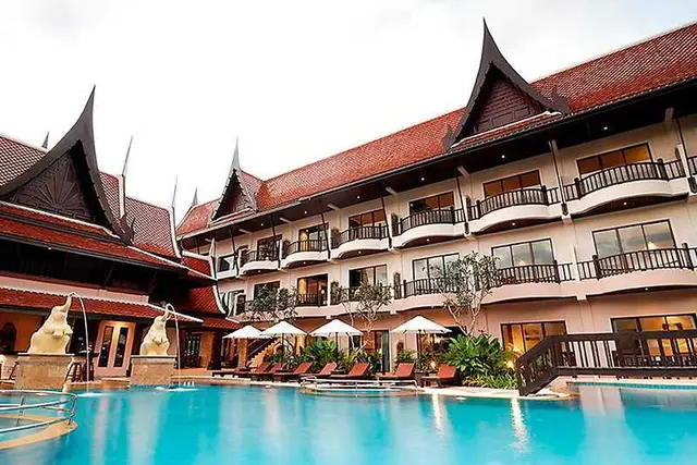 Nipa Resort