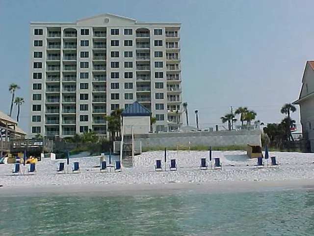ResortQuest Rentals at Leeward Key Condominiums