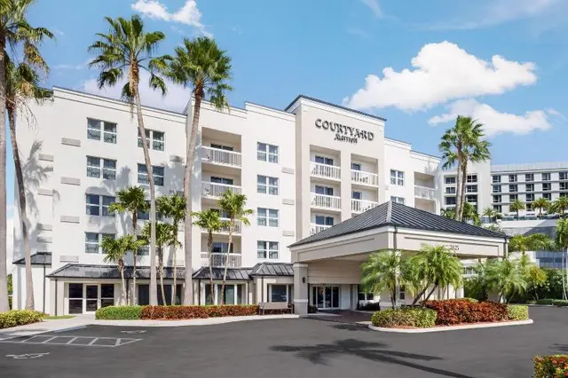 Courtyard Miami Aventura Mall