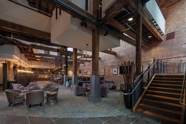 Courtyard By Marriott New Orleans Warehouse Arts D