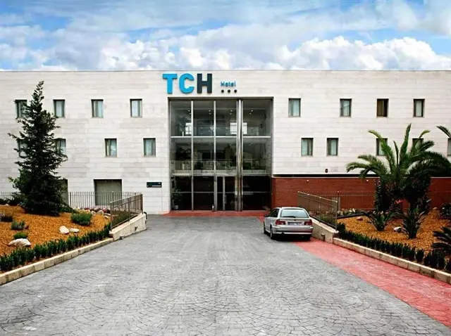 Tch Hotel