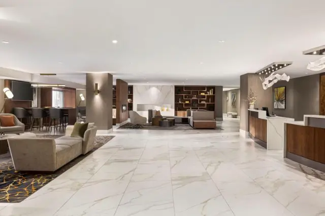 Crowne Plaza Toronto Airport