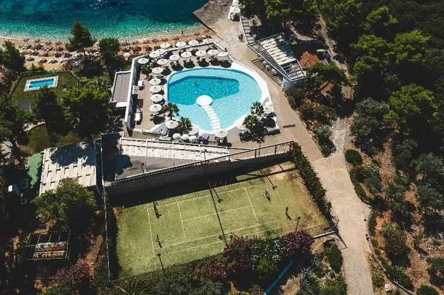 Marpunta Resort