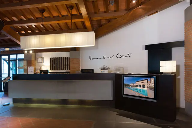 Cdh Hotel Radda