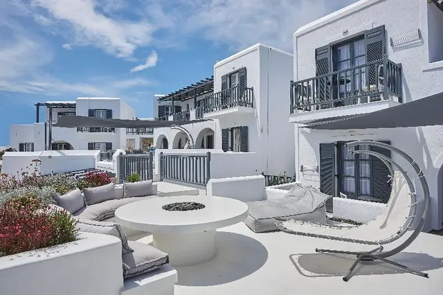 Parian Boutique Hotel