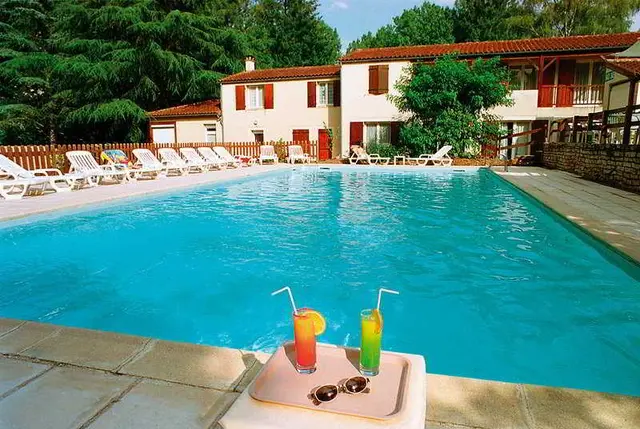 Hôtel Restaurant Les Falaises