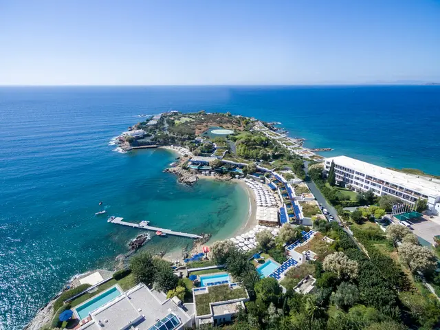 Grand Resort Lagonissi