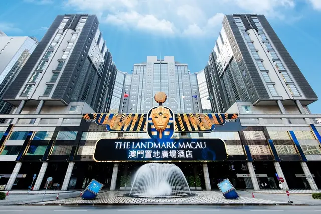 New Orient Landmark Hotel