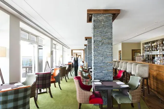 Cliff House Hotel 