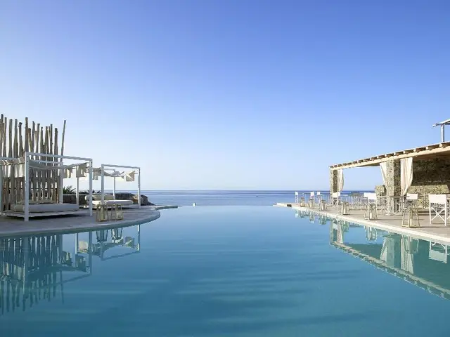 Artemis Deluxe Rooms