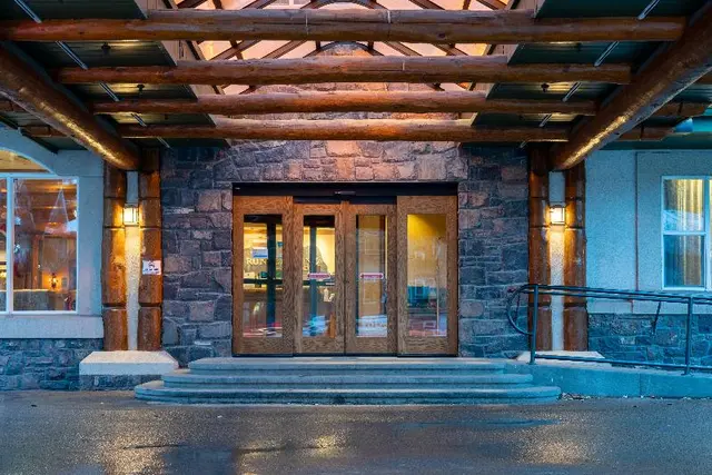 Rundlestone Lodge Banff