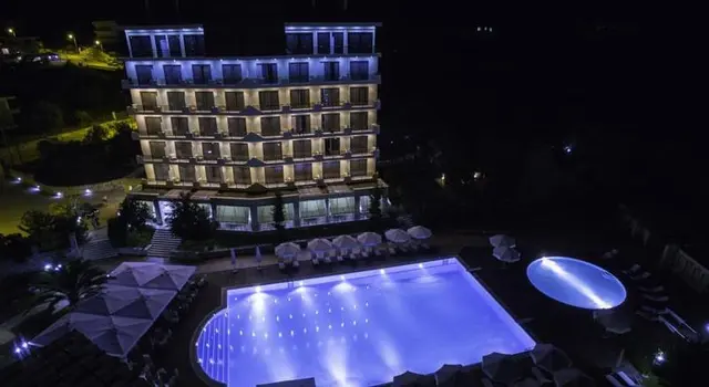 Rapos Resort