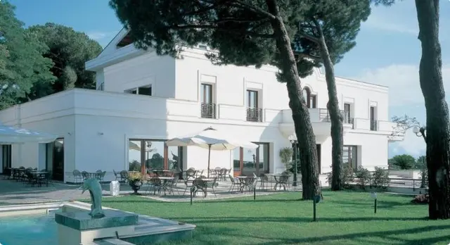 LH Hotel Domus Caesari