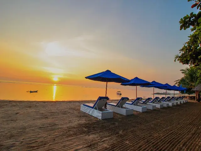 Inna Sindhu Beach Hotel