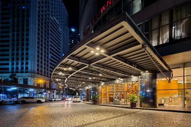 Crowne Plaza Manila Galleria
