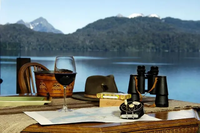 Correntoso Lake & River