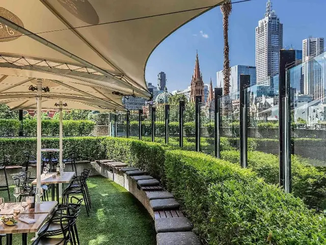Quay West Suites Melbourne