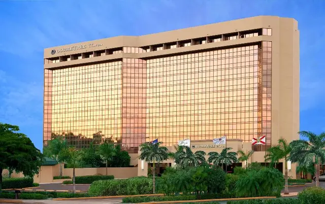 DoubleTree by Hilton Hotel Miami Airport
