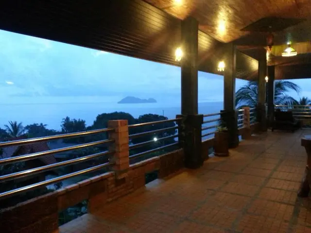 Sea Rock Hotel