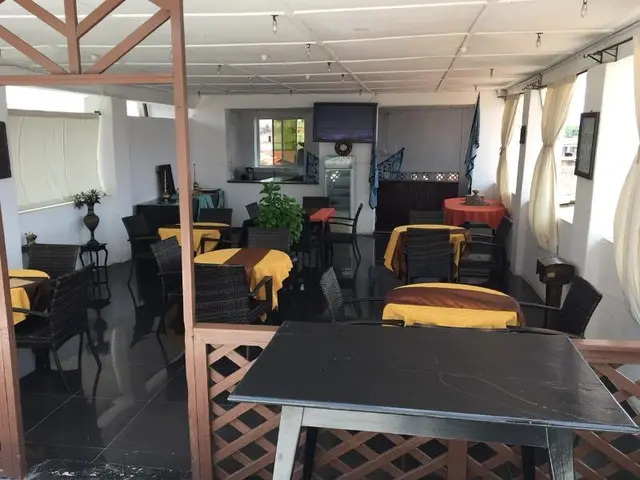 Pyramid Hotel