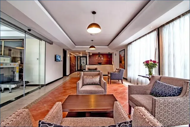 Magna Hotel & Suites
