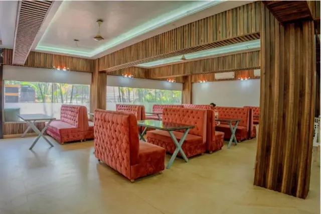 Hotel Kjsp Seasons