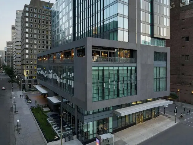 The Honeyrose Hotel, Montreal, A Tribute Portfolio