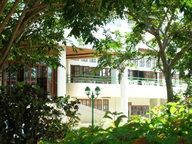 Khanom Golden Beach Hotel