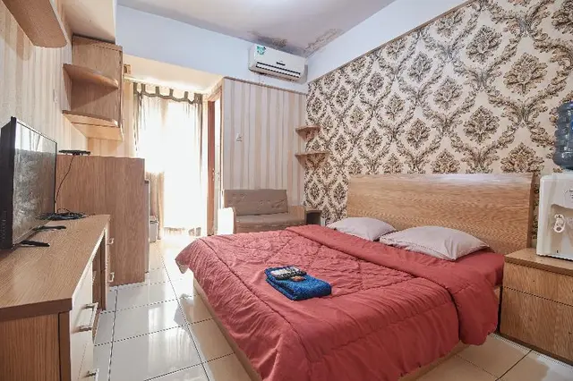 Apartment Green Lake Ciputat By Celebrity Room