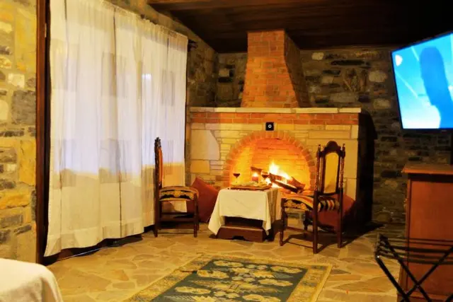 Pir Efes Mansion