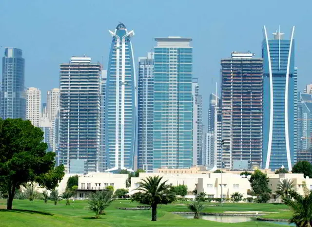 Oaks Liwa Heights Hotel Suites