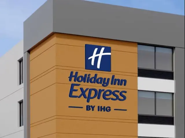 Holiday Inn Exprss & Sts Washington DC Noma by IHG
