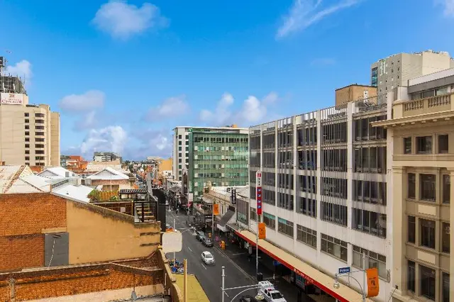 Adelaide Paringa Hotel