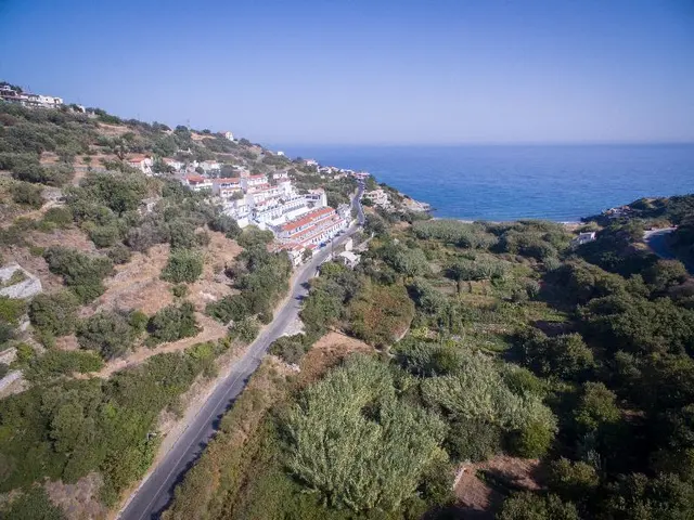 Kerame Hotel & Studios