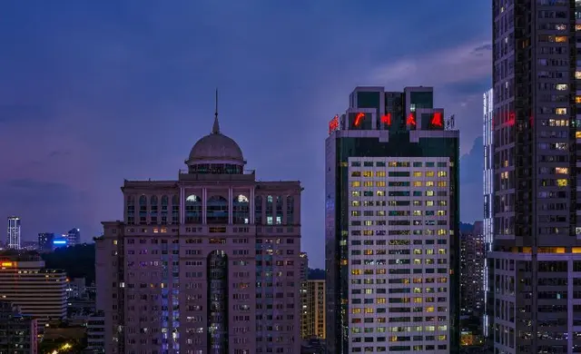 Canton Hotel Guangzhou, Tapestry Collection
