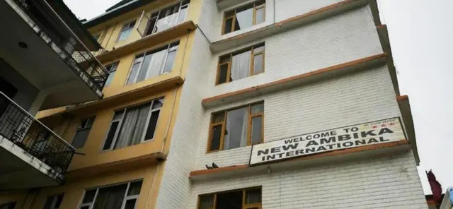 Goroomgo New Ambika Mall Road Manali