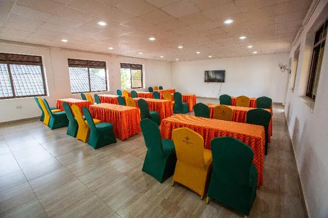 Trisek Hotel