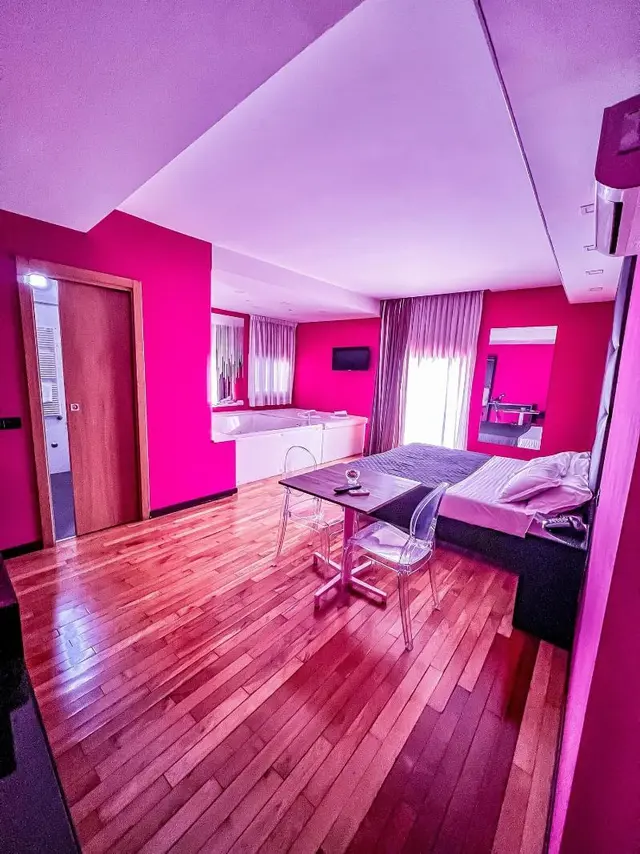 Sweet Central Hotel