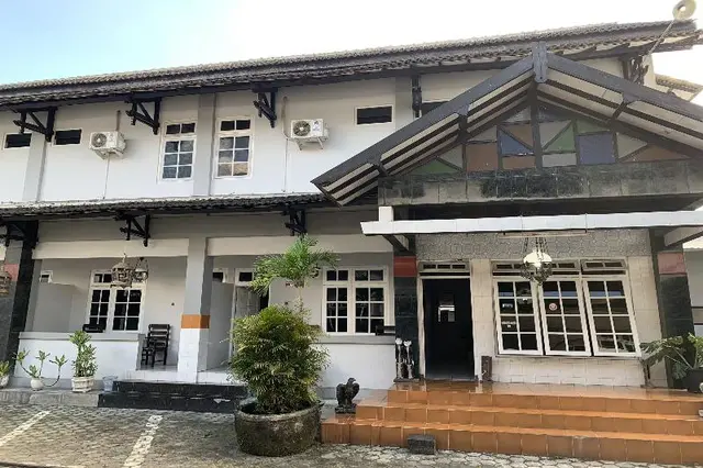 Hotel Merak Indah By Zuzu