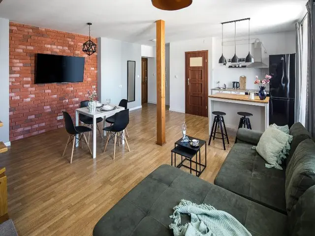 Corner House Residence