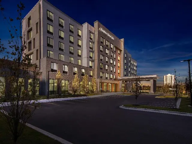 Hampton Inn Hilton Chicago Medical District Uic