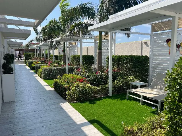 Aruba Boutique & Art Hotel BW Signature Collection