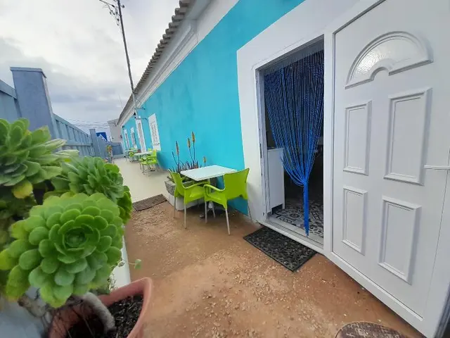 Tropicana Holiday Apartments