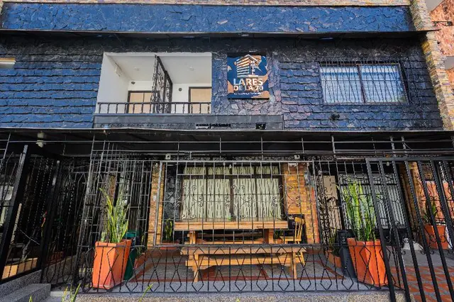 HOTEL LARES DE LA 70
