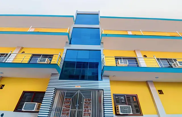 Hotel Pragati Palace