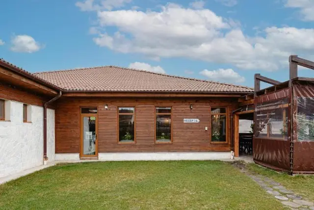 Casa Dinainte