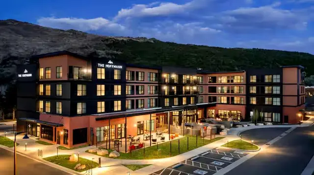 Hoffmann Basalt Aspen Tapestry Collection Hilton