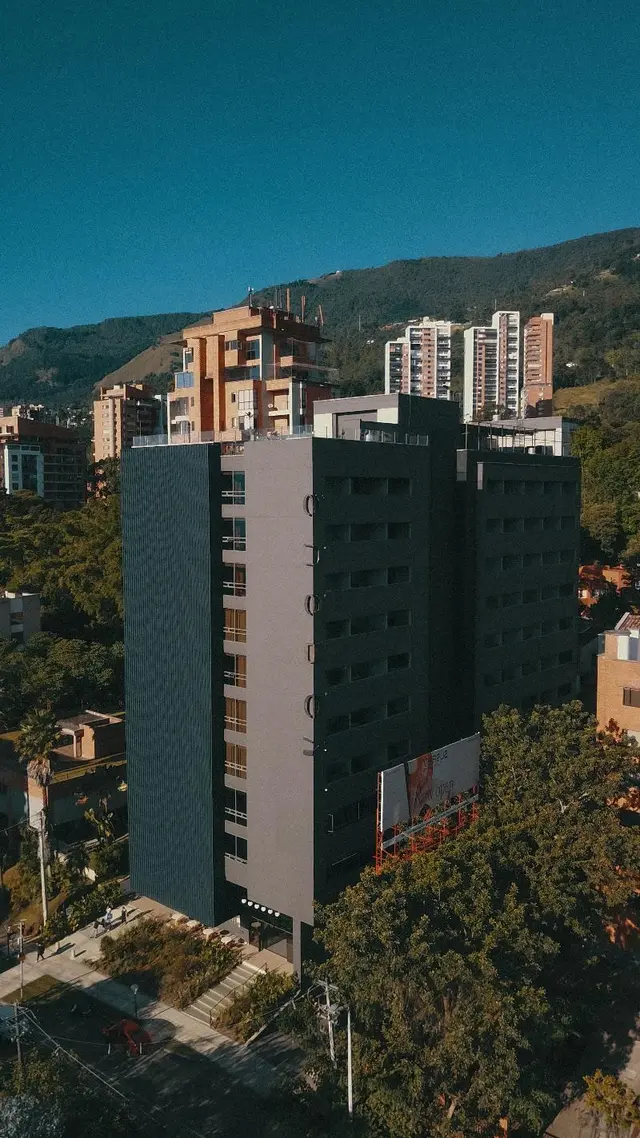 Versus Hotel