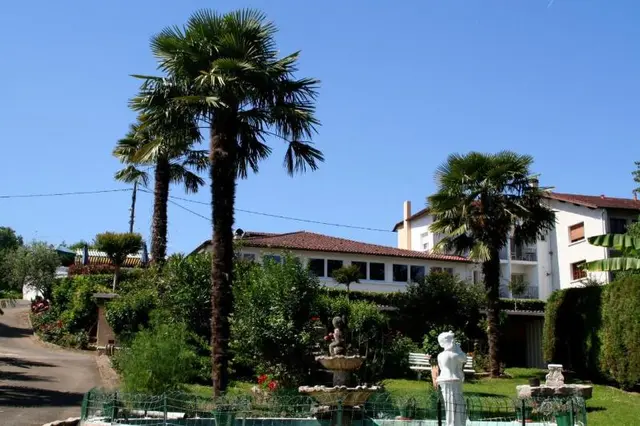 Logis Hotel Aux Tauzins